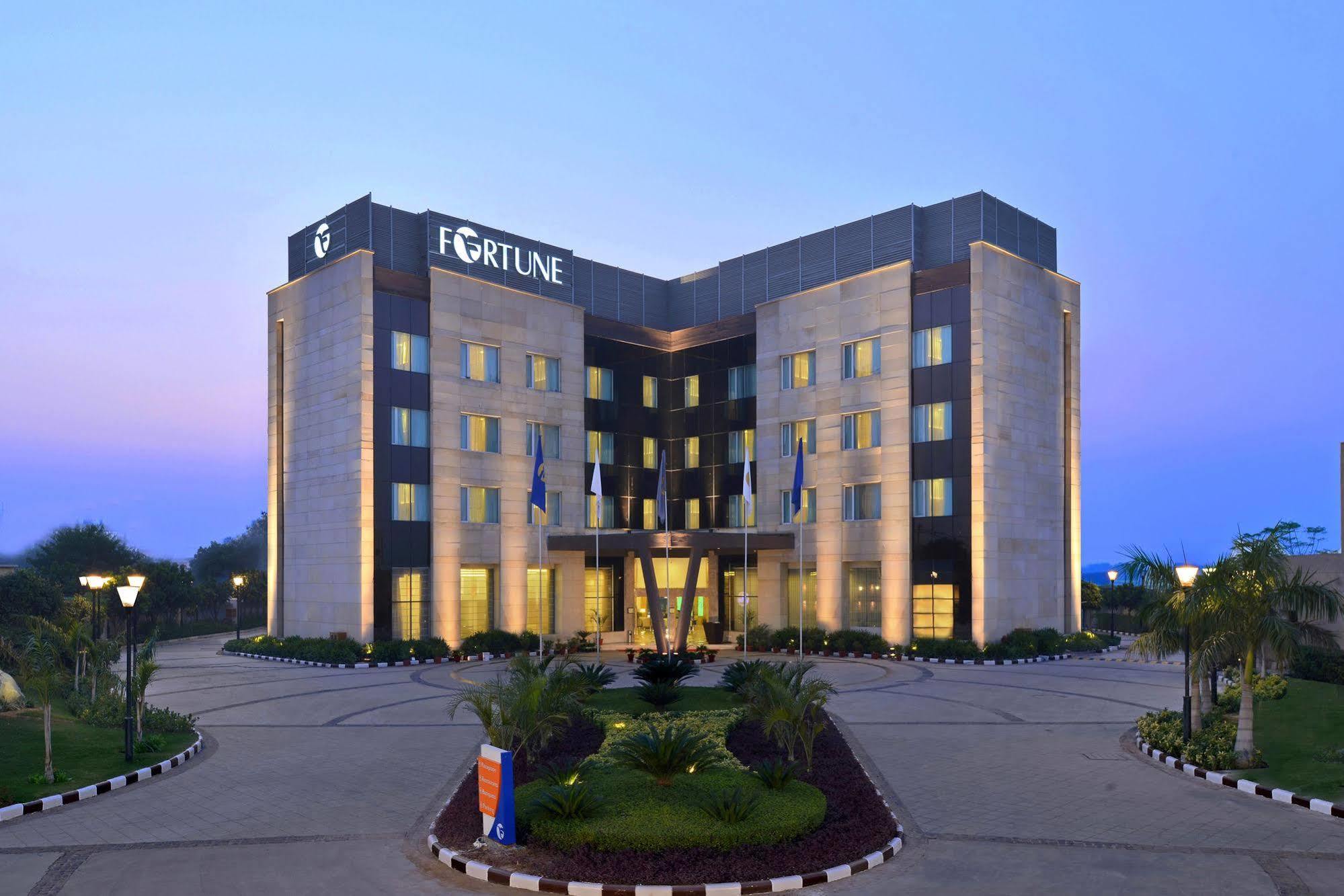 Fortune Park Orange, Sidhrawali, Gurugram - Member Itc Hotels' Group Bhiwadi Exterior photo